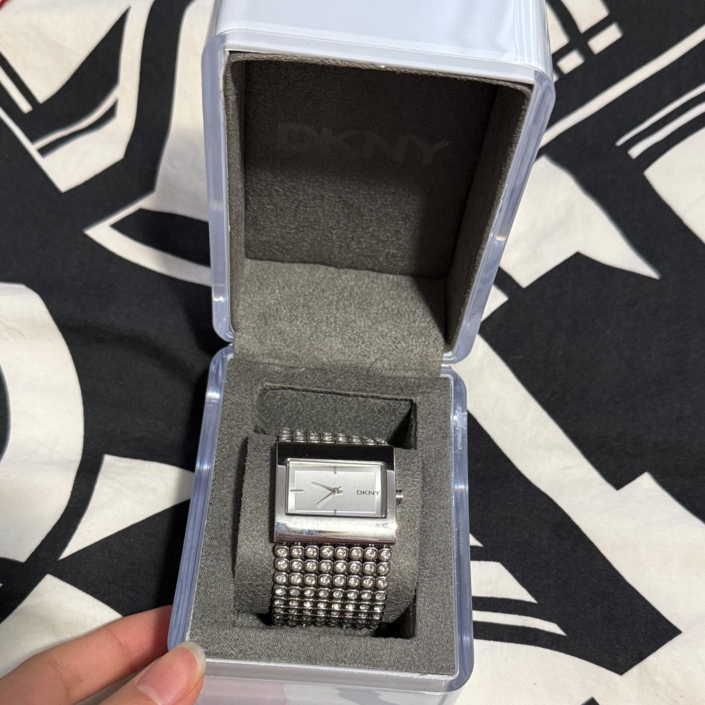 Dkny Silver Timepiece With Crystal Detailing Dkny Silver Timepiece With Crystal Detailing
